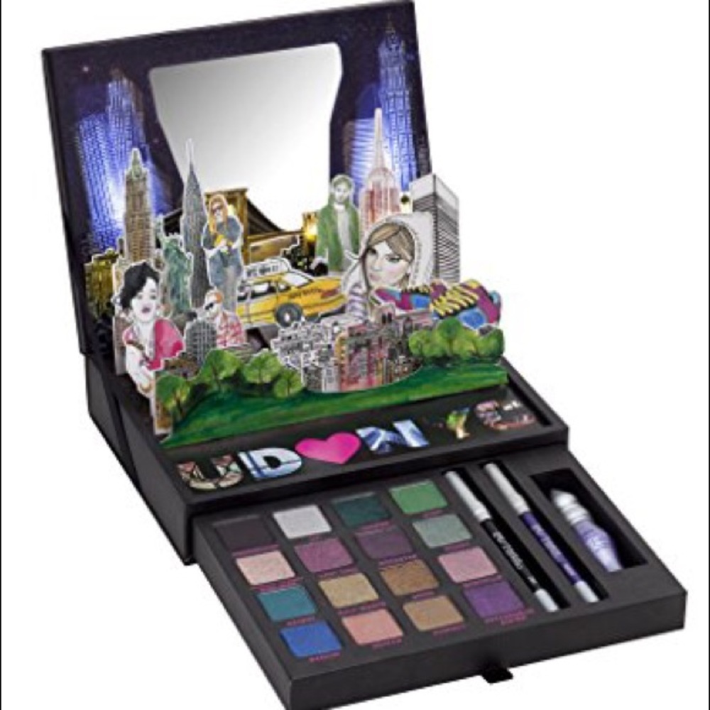 🌟🌟UD “NYC” Palette! 🌟🌟